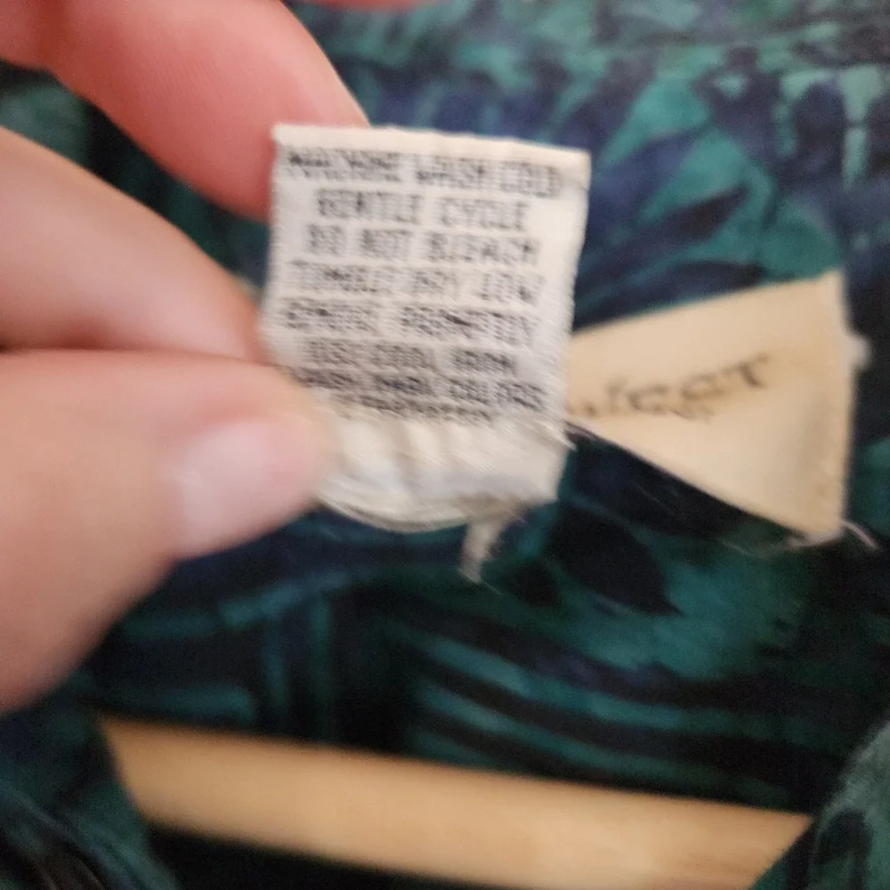 Jahari West Men's Long Sleeve Dark Blue and Teal Tropical Batik Shirt - Large - Picture 9 of 10